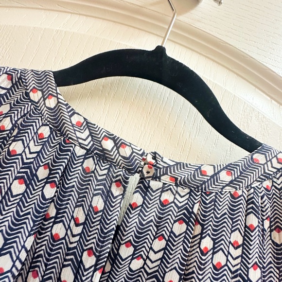 Daniel Rainn Effie Lurex Detail Blouse in Navy & Red - Picture 5 of 7